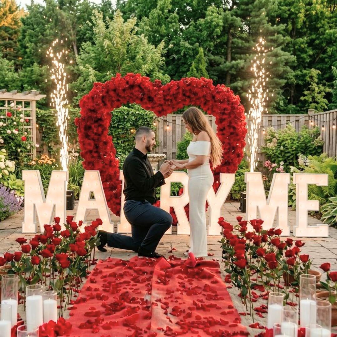Pedidas de matrimonio con decoración de globos y flores en CDMX